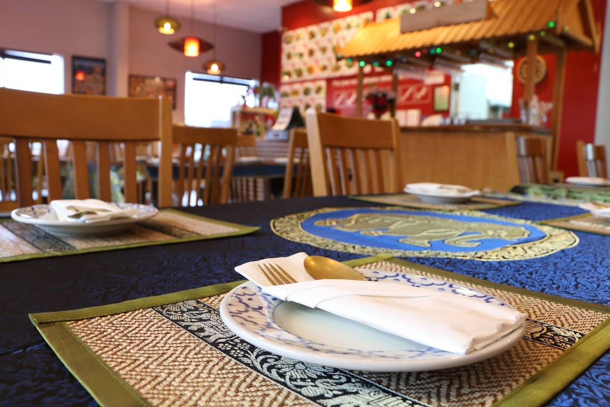 Thai Aroy Maak Restaurant-2